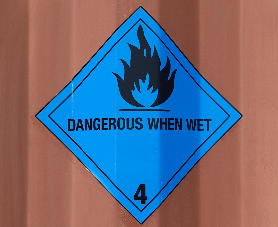 BOXLAB Services-Placards Klasse 4 - Dangerous when wet